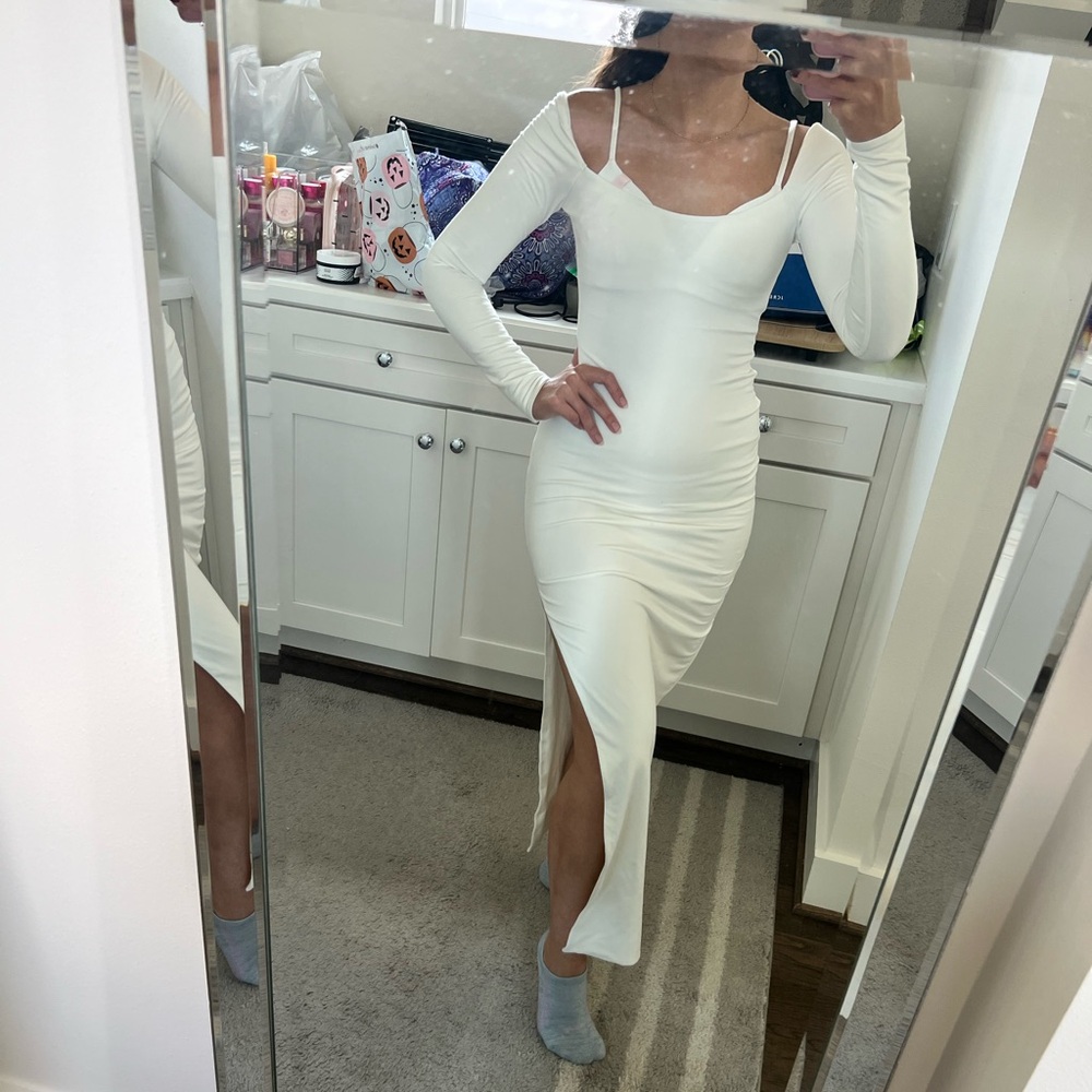 NWT Oh Polly White Long Sleeve Maxi Dress